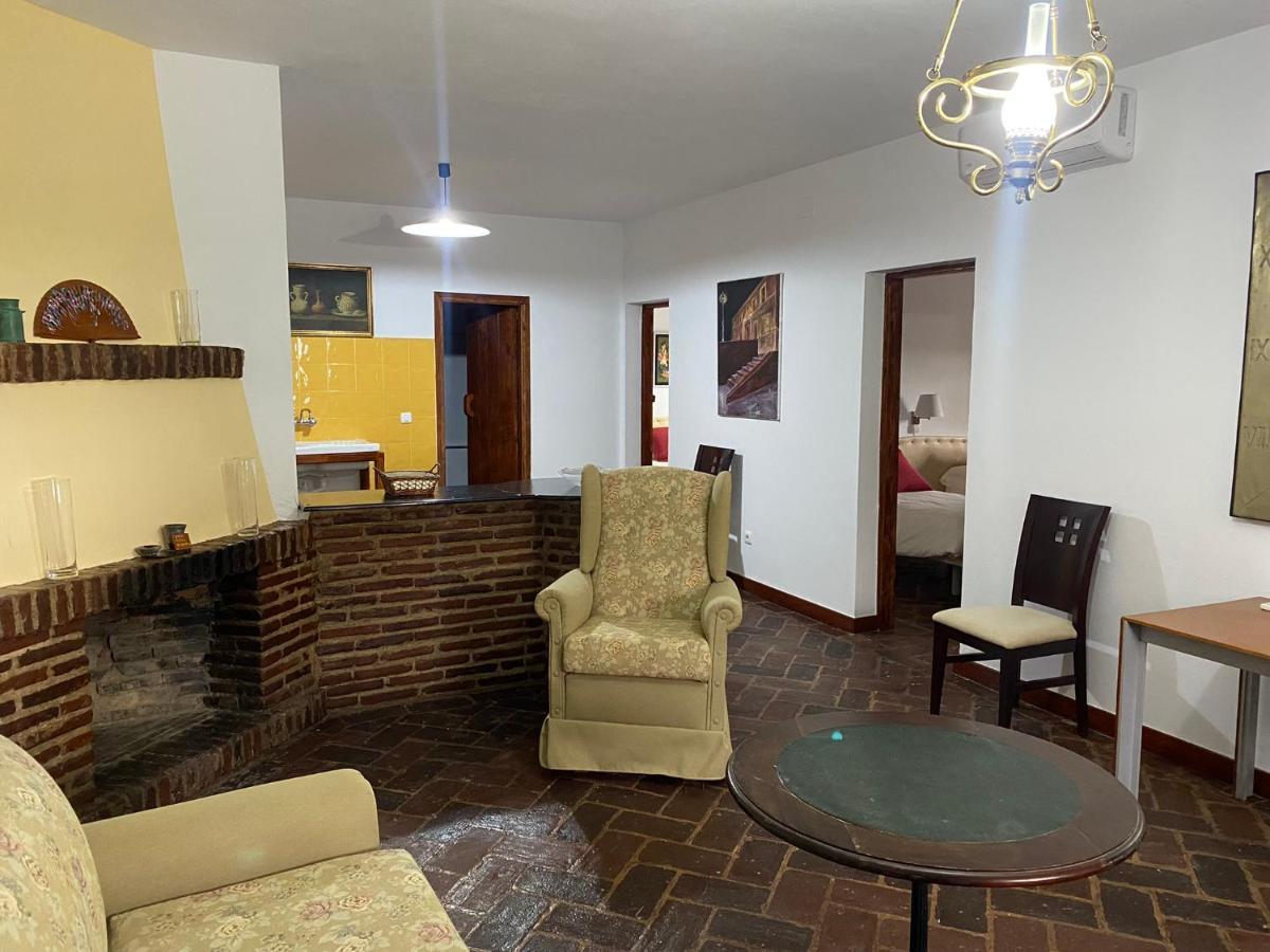 Almendral Casas Rurales Monasterio De Rocamador מראה חיצוני תמונה