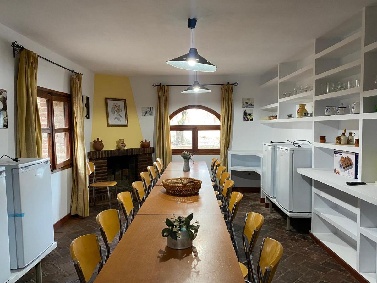 Almendral Casas Rurales Monasterio De Rocamador מראה חיצוני תמונה