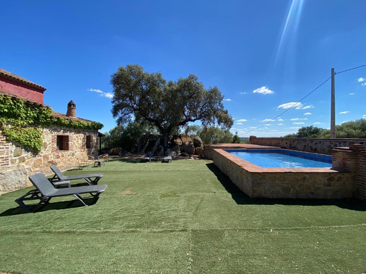 Almendral Casas Rurales Monasterio De Rocamador מראה חיצוני תמונה