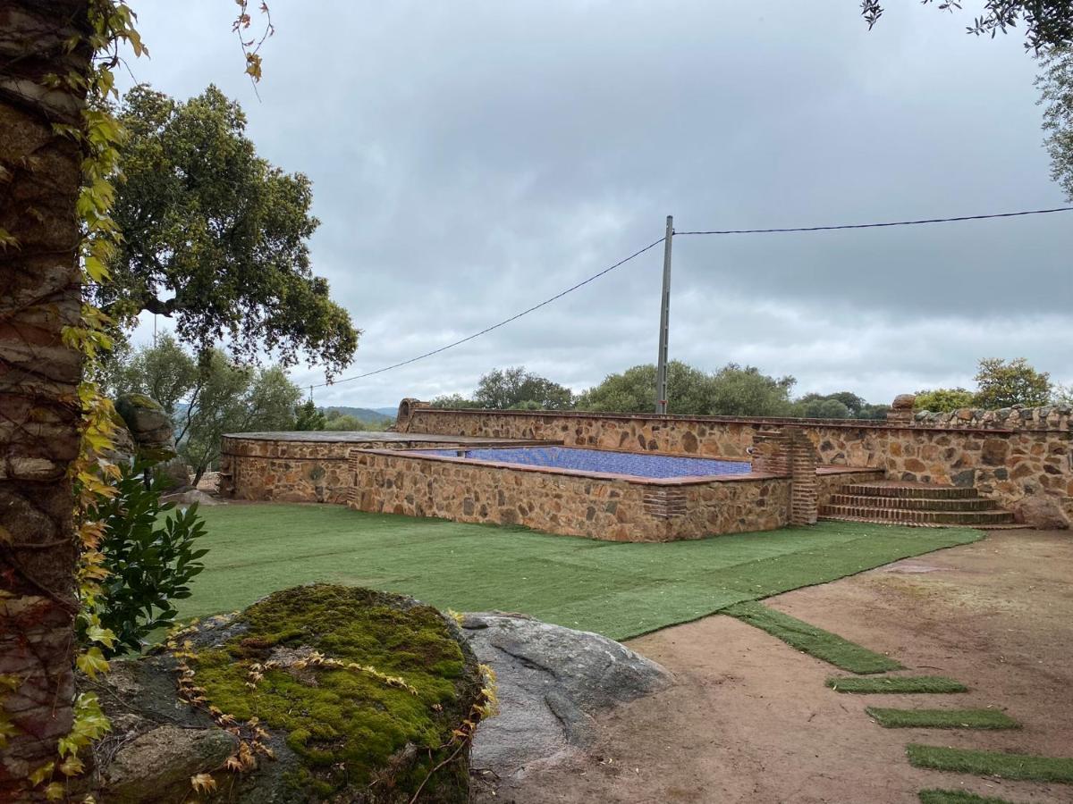 Almendral Casas Rurales Monasterio De Rocamador מראה חיצוני תמונה
