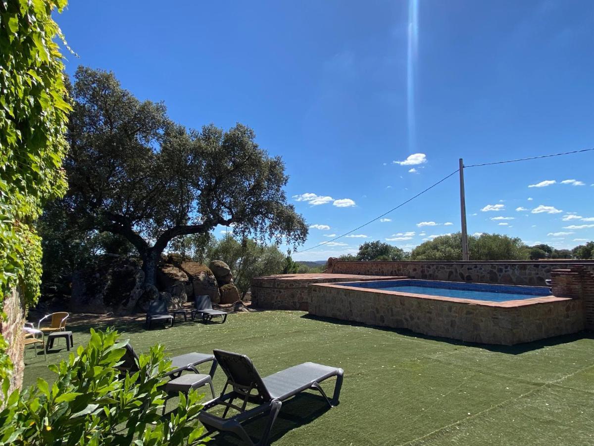 Almendral Casas Rurales Monasterio De Rocamador מראה חיצוני תמונה