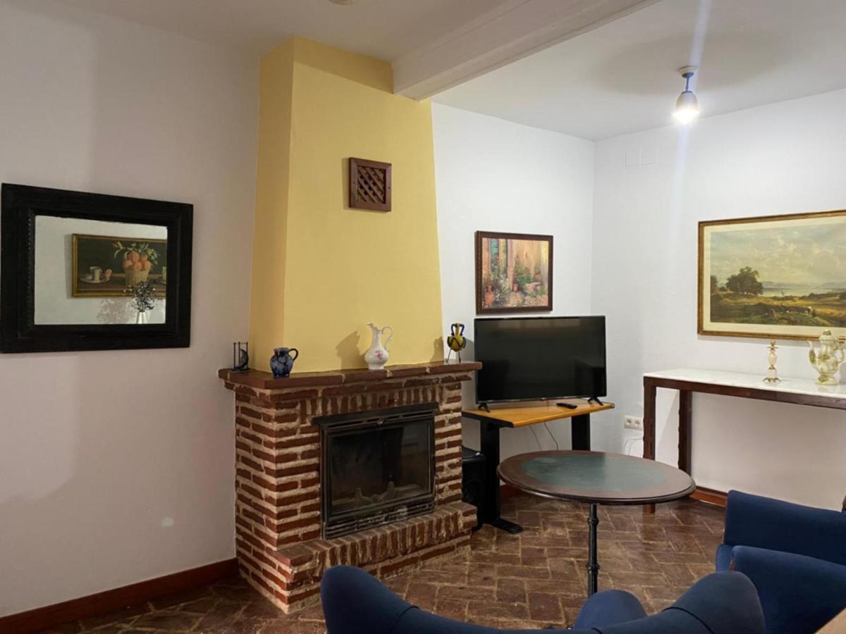 Almendral Casas Rurales Monasterio De Rocamador מראה חיצוני תמונה